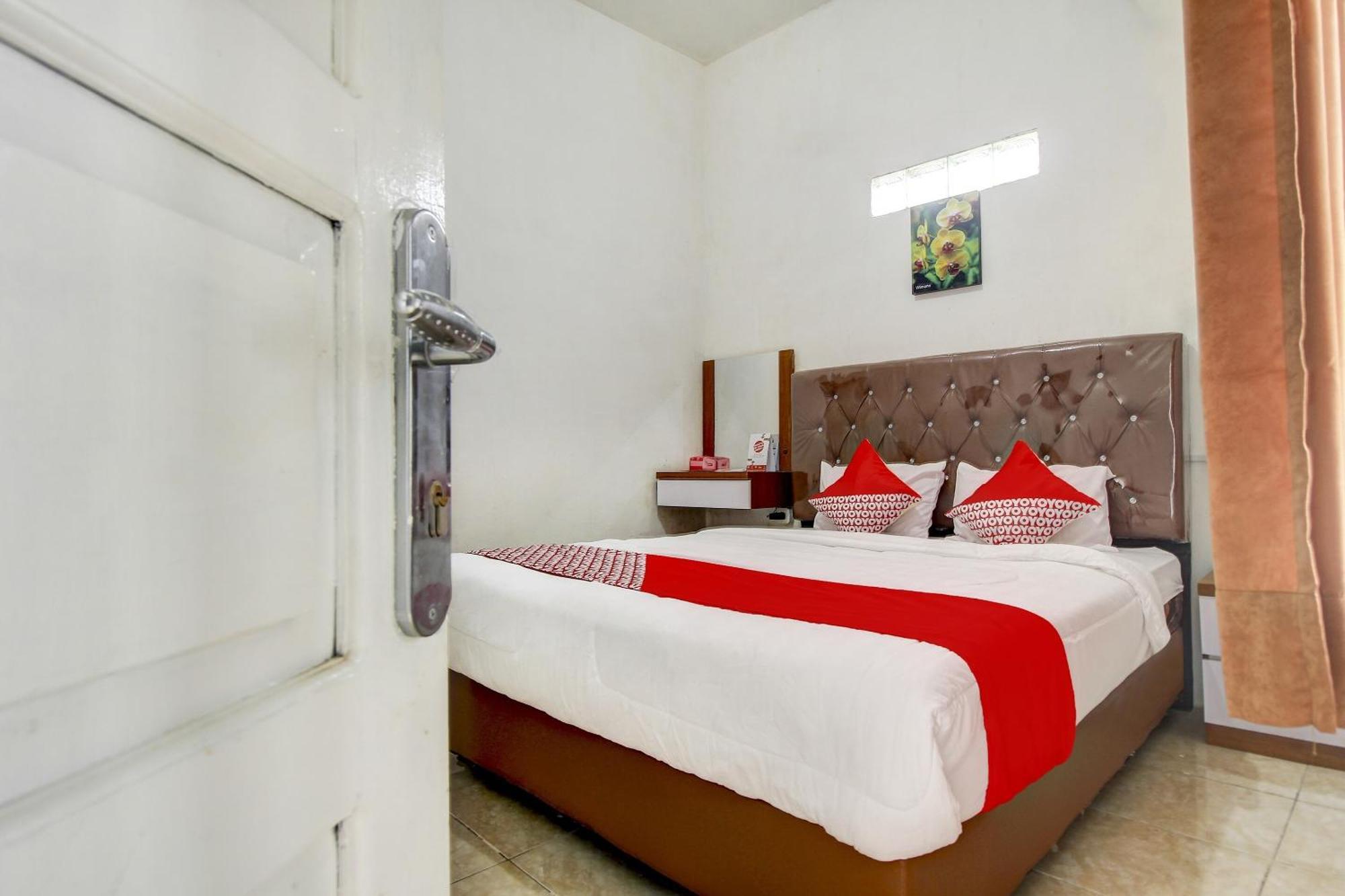 Oyo Life 3415 Penginapan Wimane Palembang Exterior foto